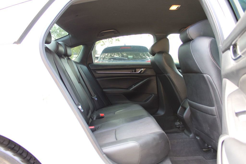 Used 2019 Honda Accord Sport image 33
