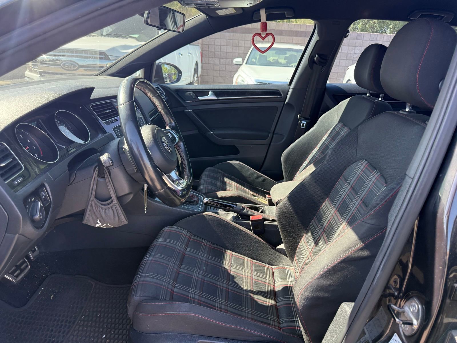 Used 2016 Volkswagen GTI S image 13