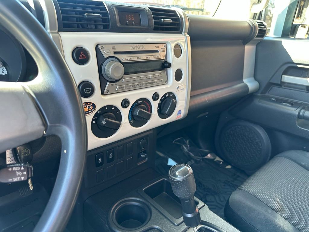 Used 2010 Toyota FJ Cruiser 2WD image 15