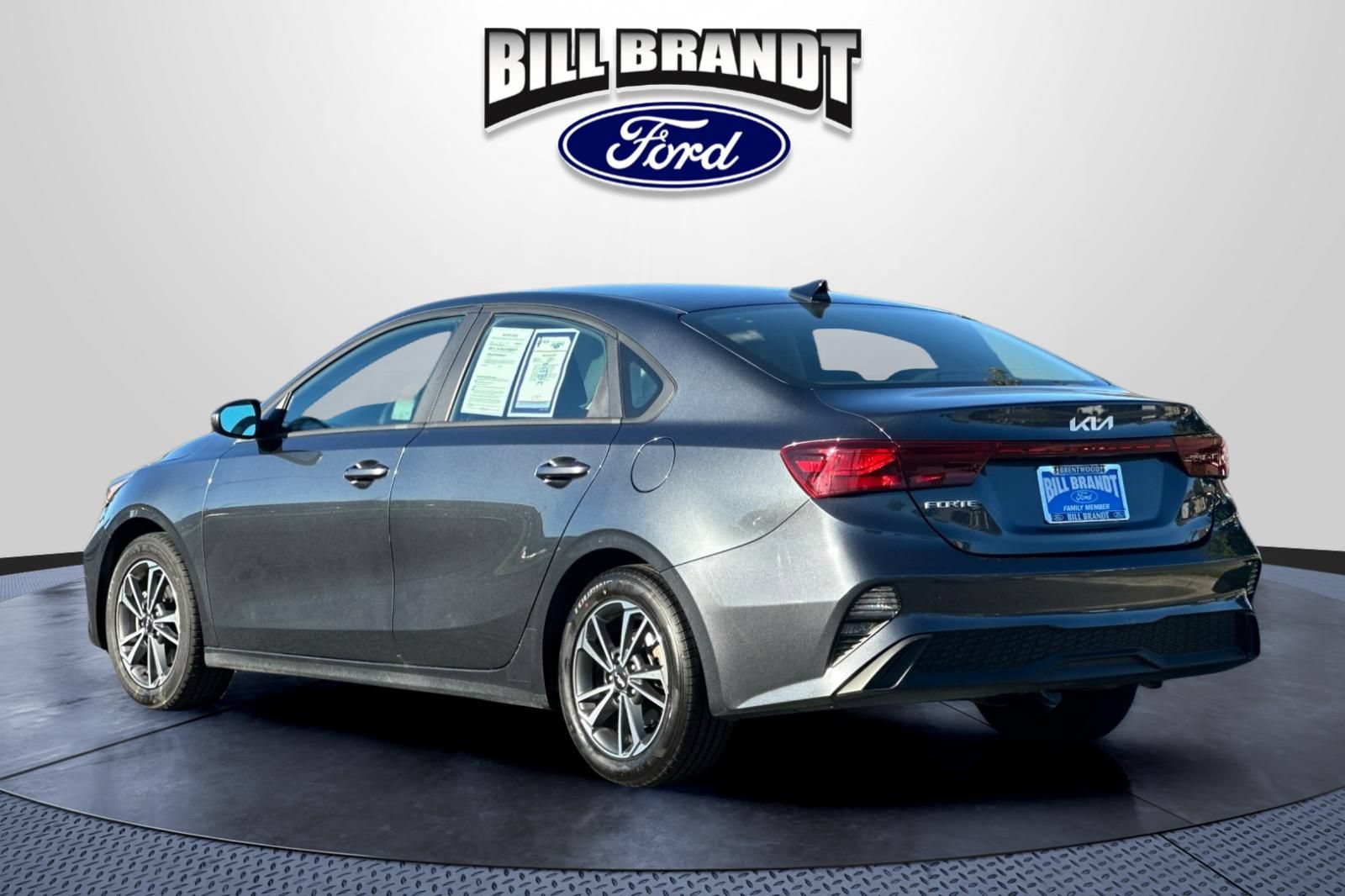 Used 2024 Kia Forte LXS FWD image 5