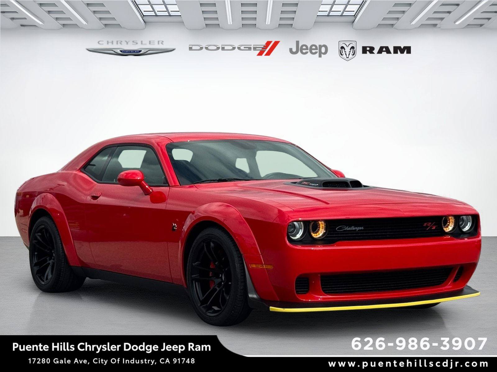 Certified 2021 Dodge Challenger R/T Scat Pack RWD image 1