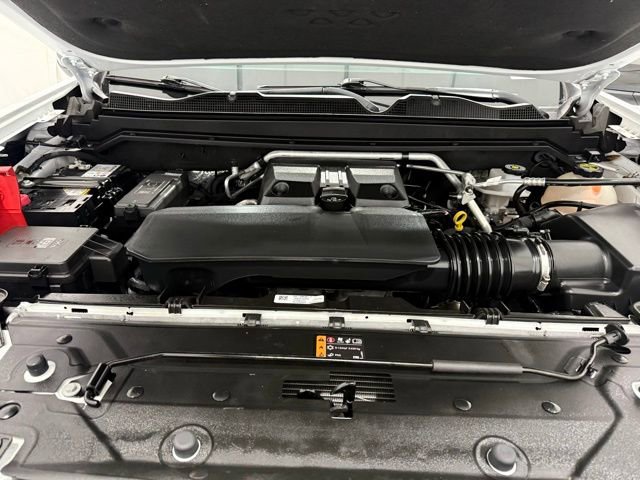 Used 2024 Chevrolet Colorado Trail Boss image 8