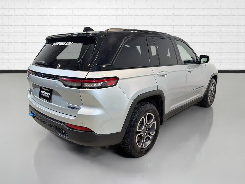 Used 2023 Jeep Grand Cherokee Trailhawk AWD/4WD image 9