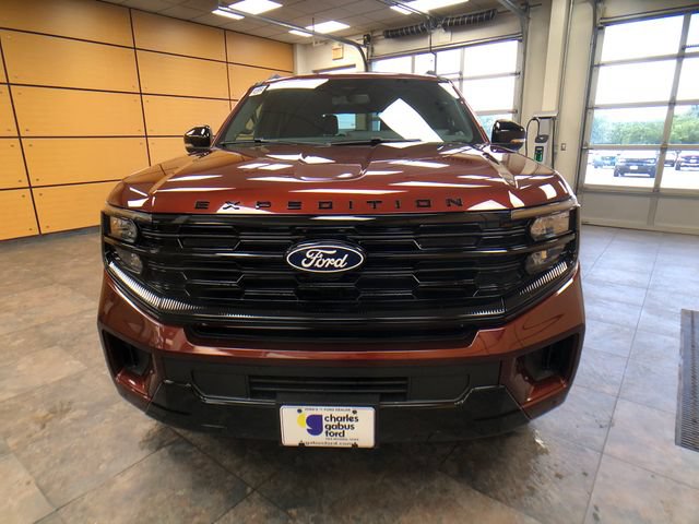 New 2027 Ford Expedition Platinum w/ Stealth Appearance Package AWD/4WD image 2