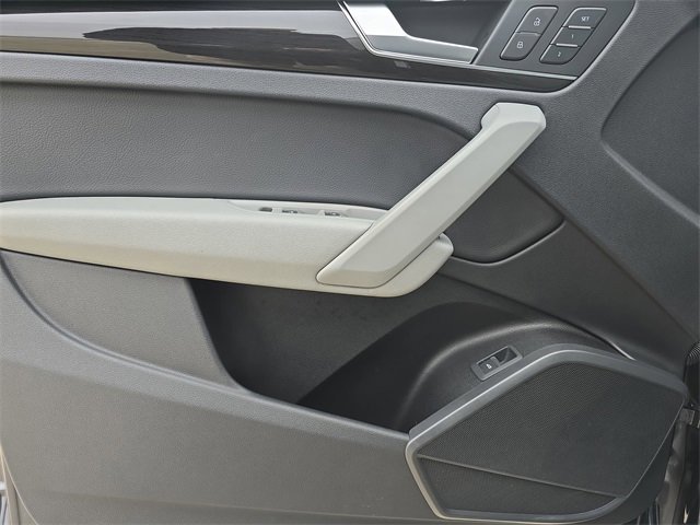 Used 2018 Audi Q5 2.0T Premium Plus w/ Premium Plus Package image 30