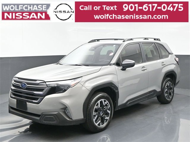 Used 2025 Subaru Forester Premium w/ Convenience Package #1
