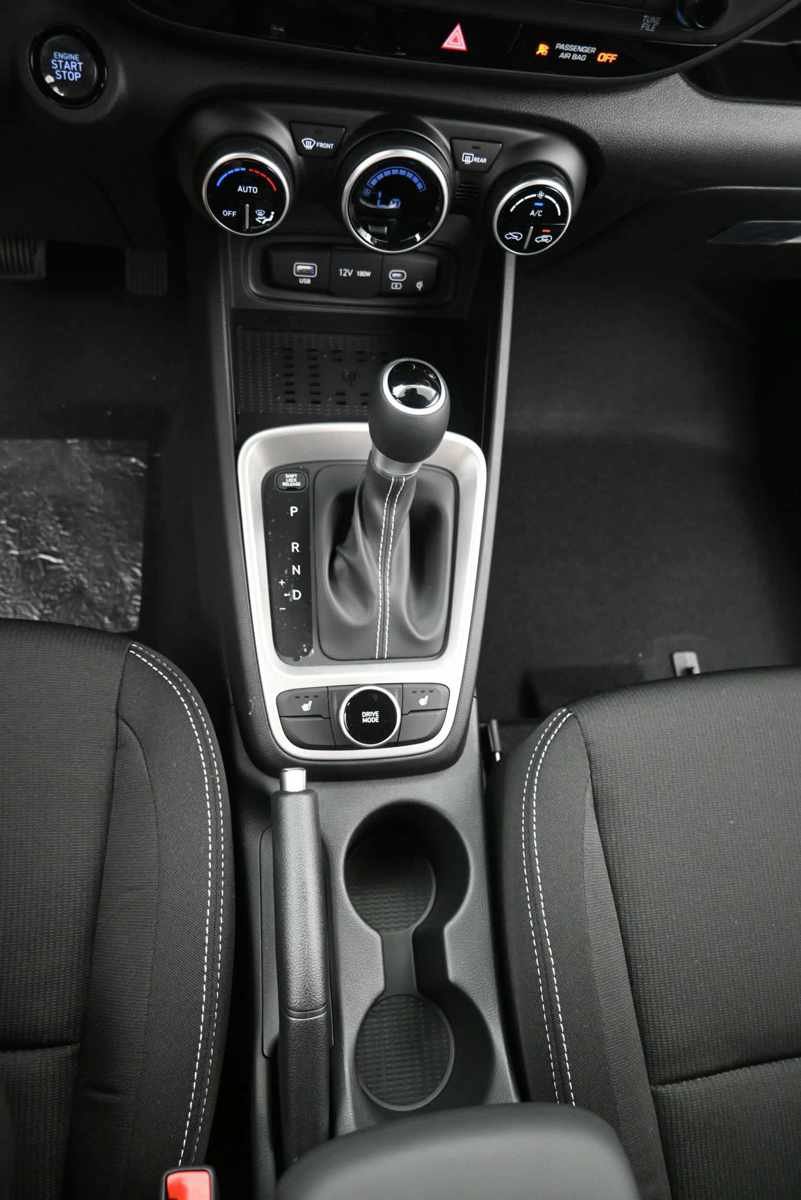 New 2026 Hyundai Venue SEL FWD image 21