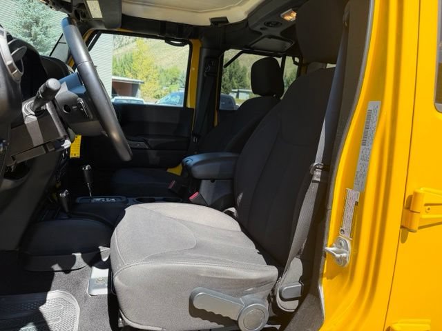 Used 2015 Jeep Wrangler Unlimited Sport w/ Quick Order Package 24S AWD/4WD image 18