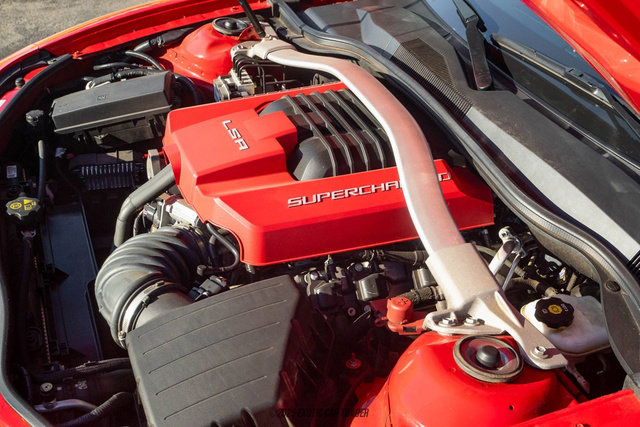 Used 2013 Chevrolet Camaro ZL1 RWD image 16