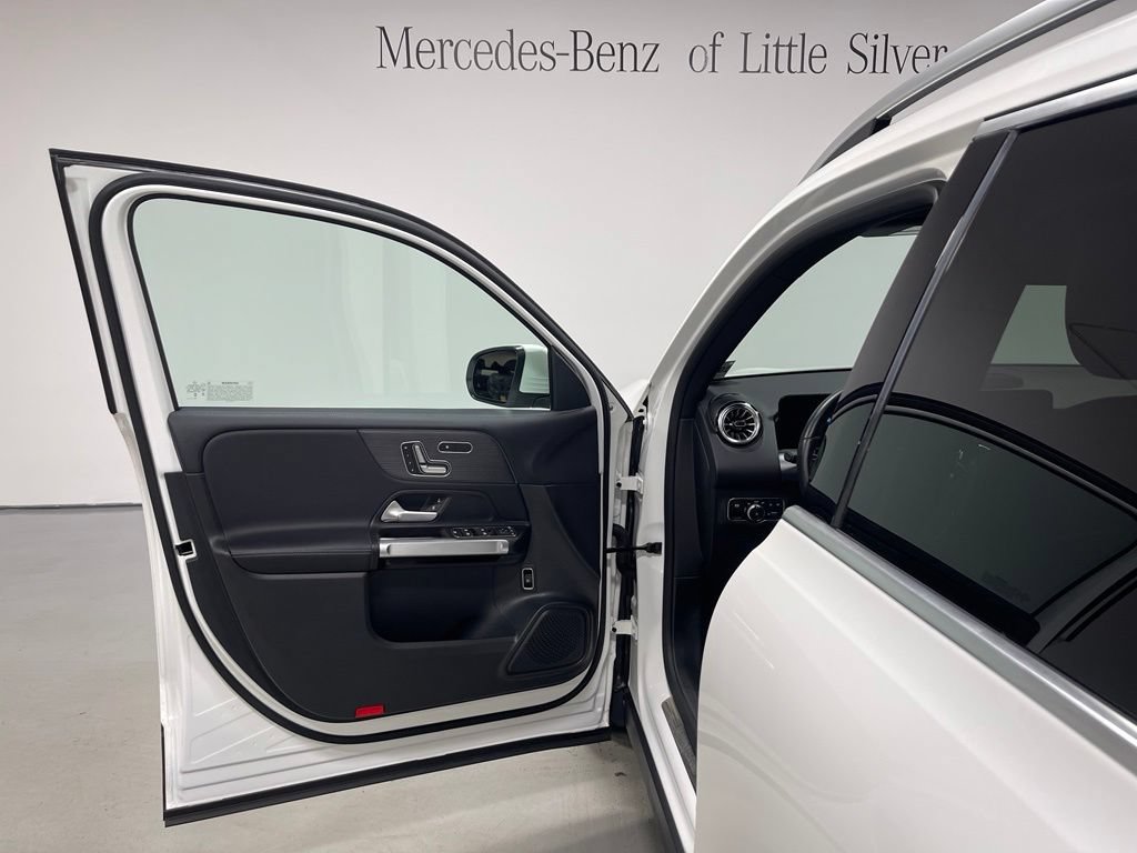 Certified 2023 Mercedes-Benz GLB 250 4MATIC image 17