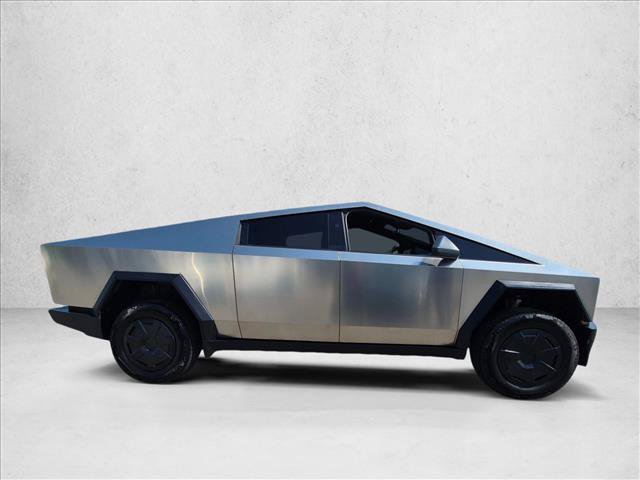 Used 2025 Tesla Cybertruck Cyberbeast AWD/4WD image 4