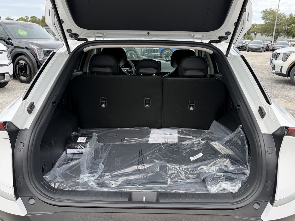 New 2025 Kia EV6 Light w/ Light LR Technology Package image 9