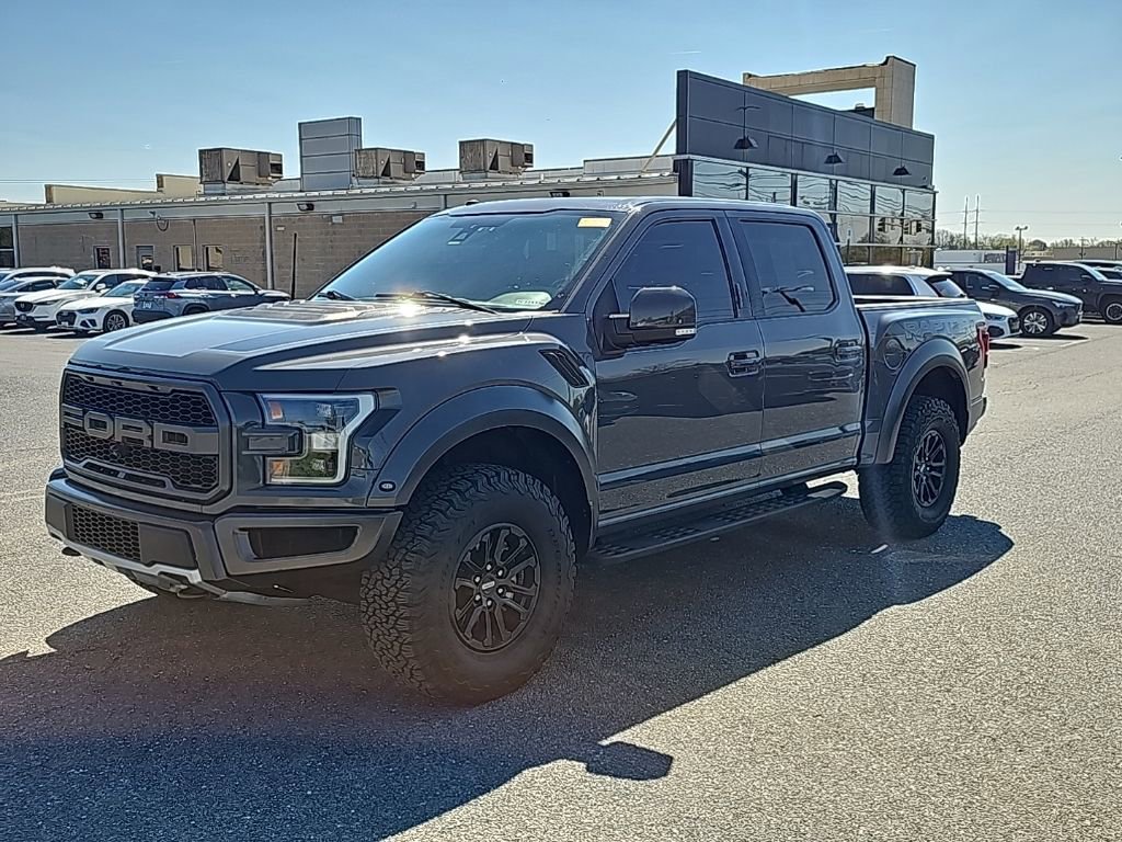 Used 2018 Ford F150 Raptor w/ Equipment Group 802A Luxury image 15