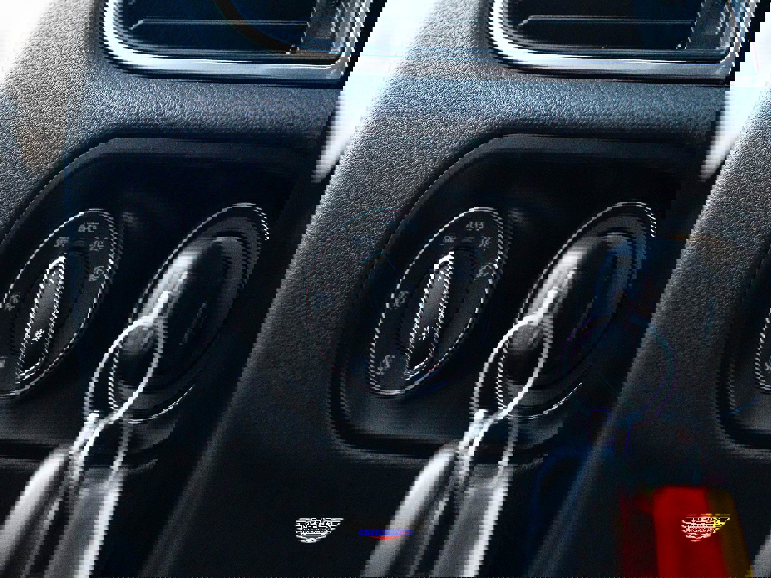 Used 2018 Porsche Macan Sport Edition image 36