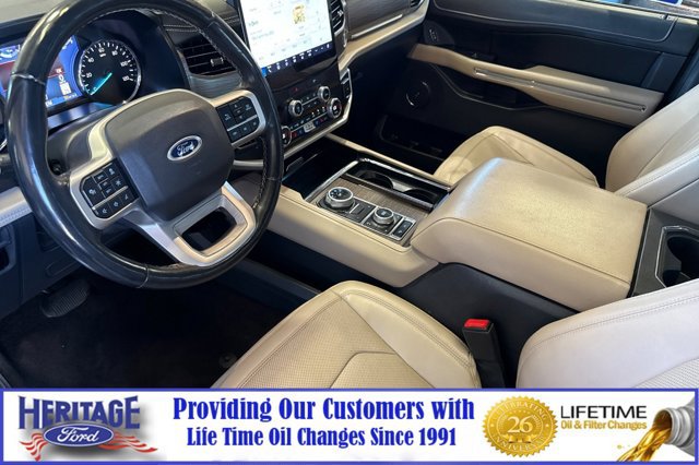Used 2023 Ford Expedition Limited AWD/4WD image 10