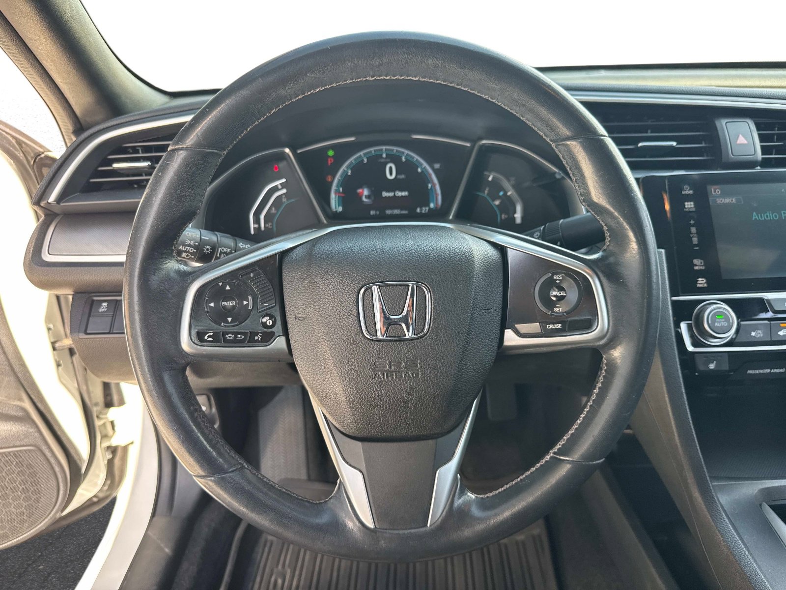 Used 2017 Honda Civic EX-L image 22