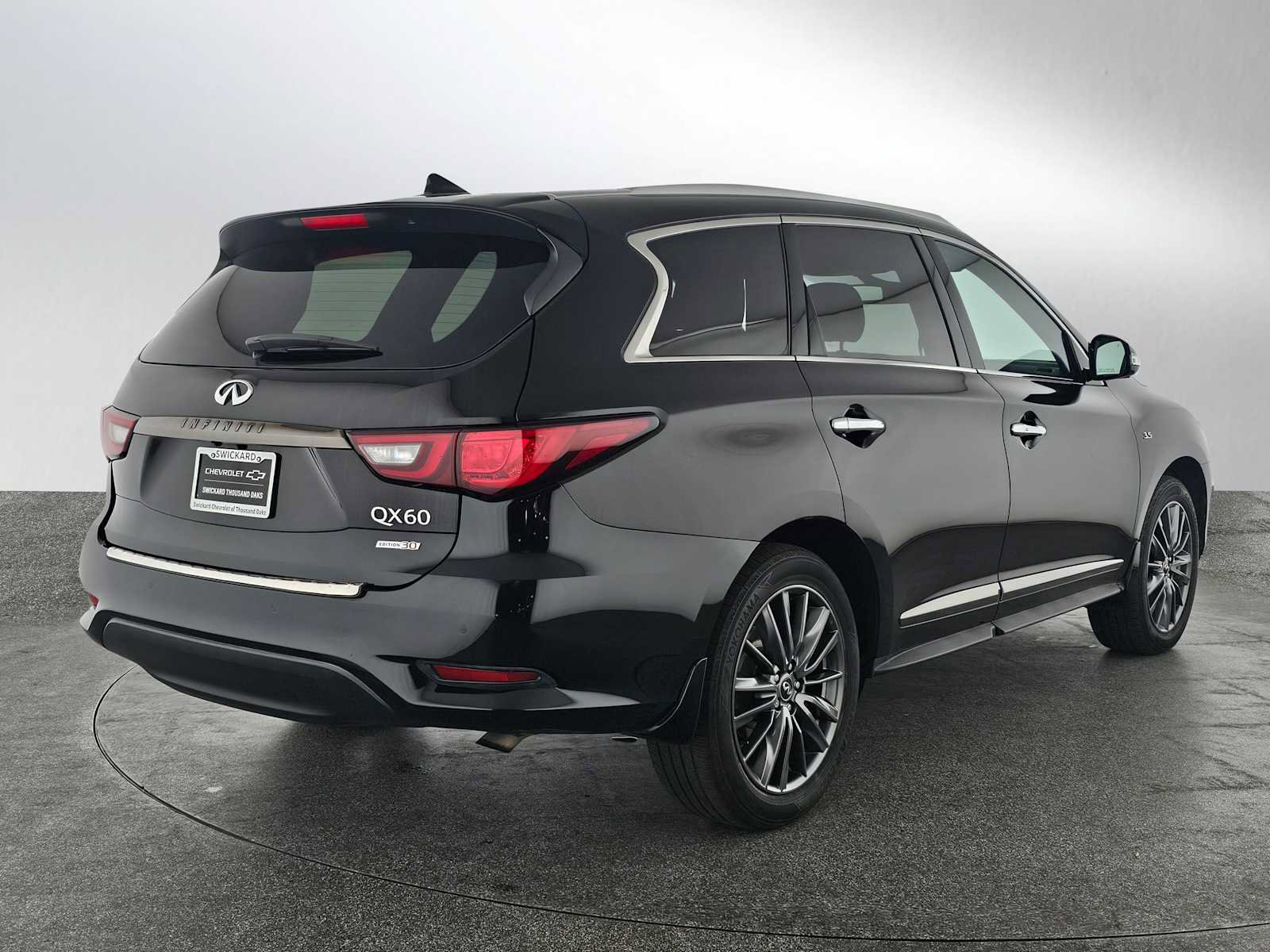 Used 2020 INFINITI QX60 Luxe w/ Edition 30 Essential Package image 3