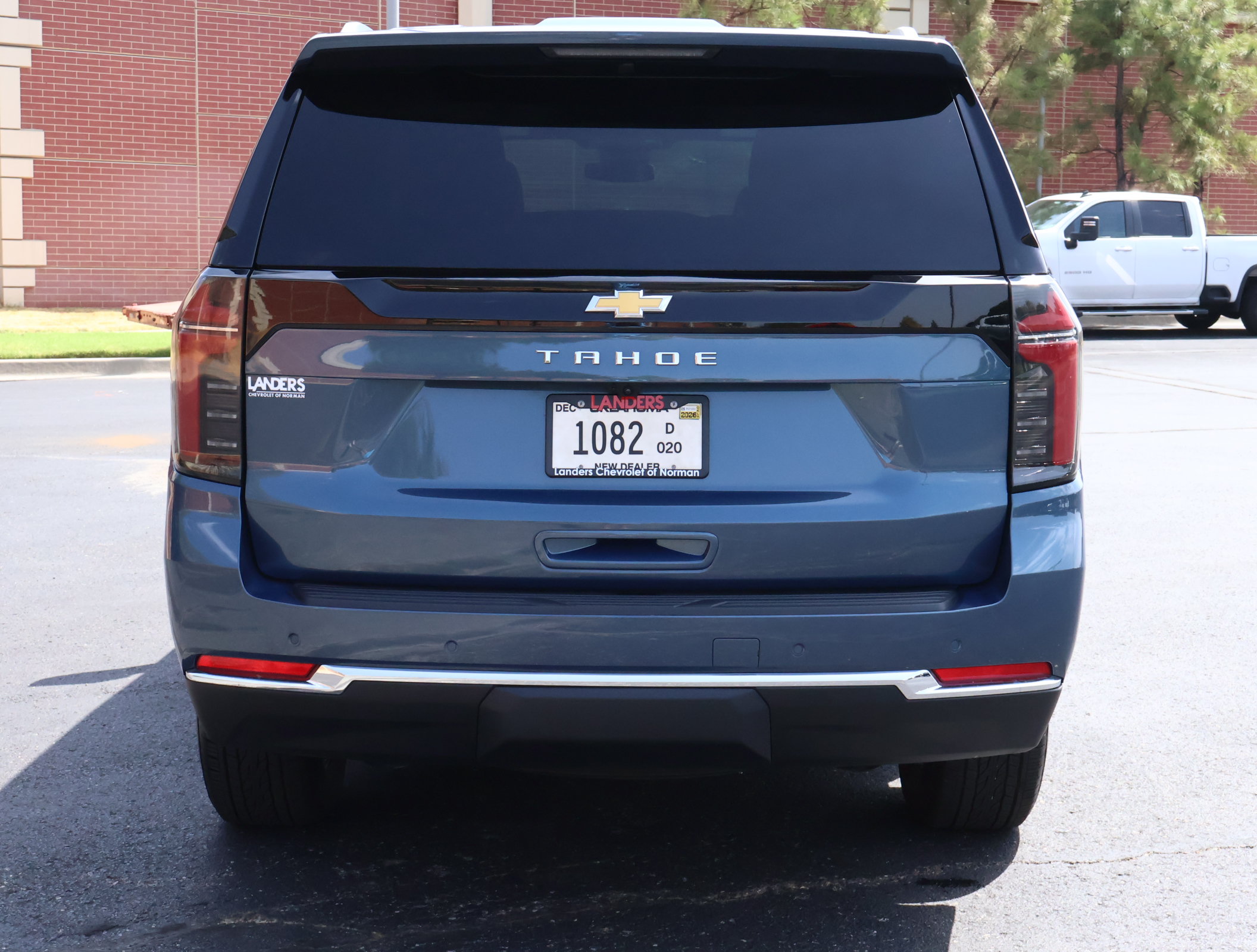 Used 2026 Chevrolet Tahoe LS AWD/4WD image 28