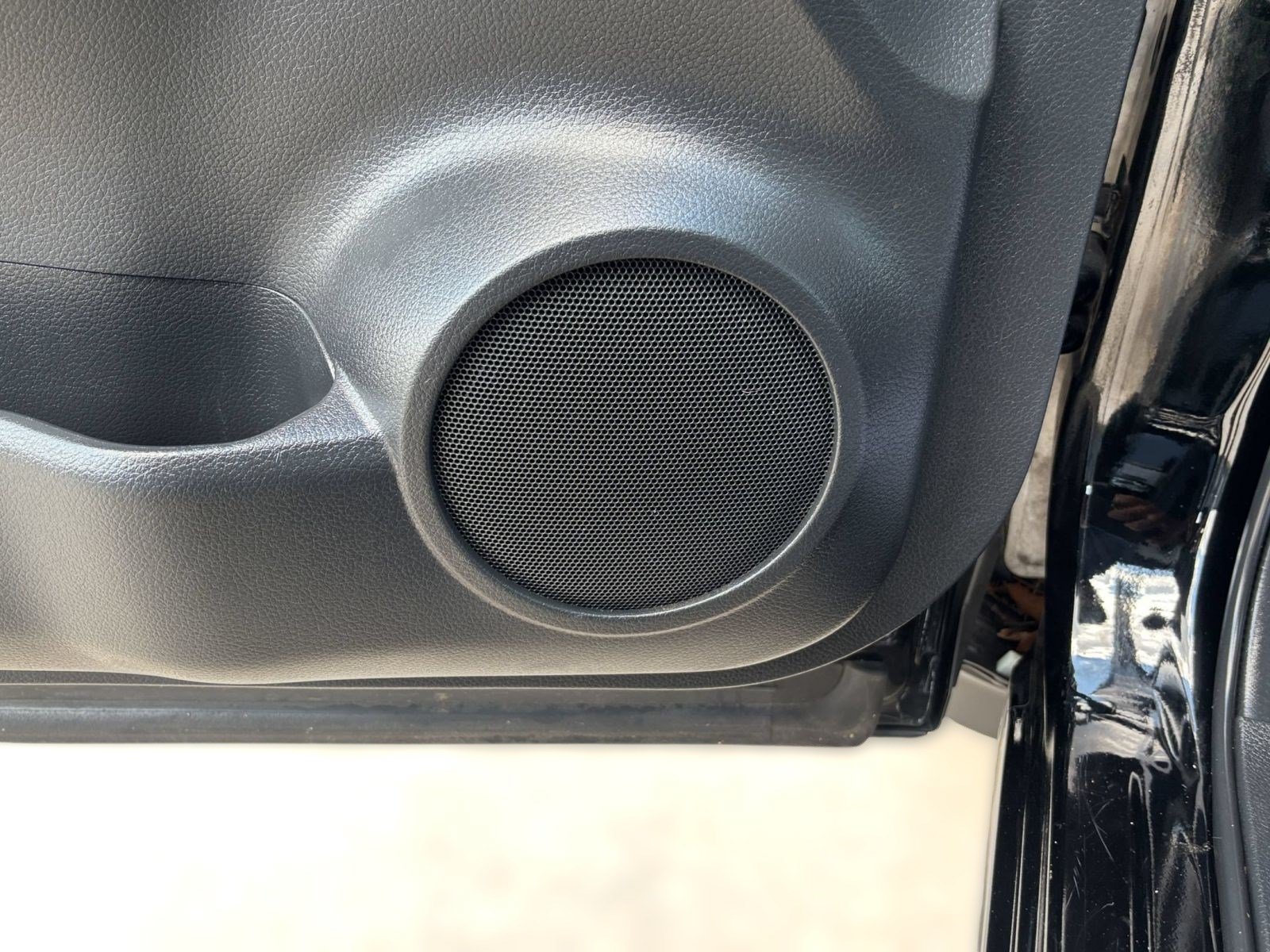 Used 2022 Nissan Rogue Sport S FWD image 26