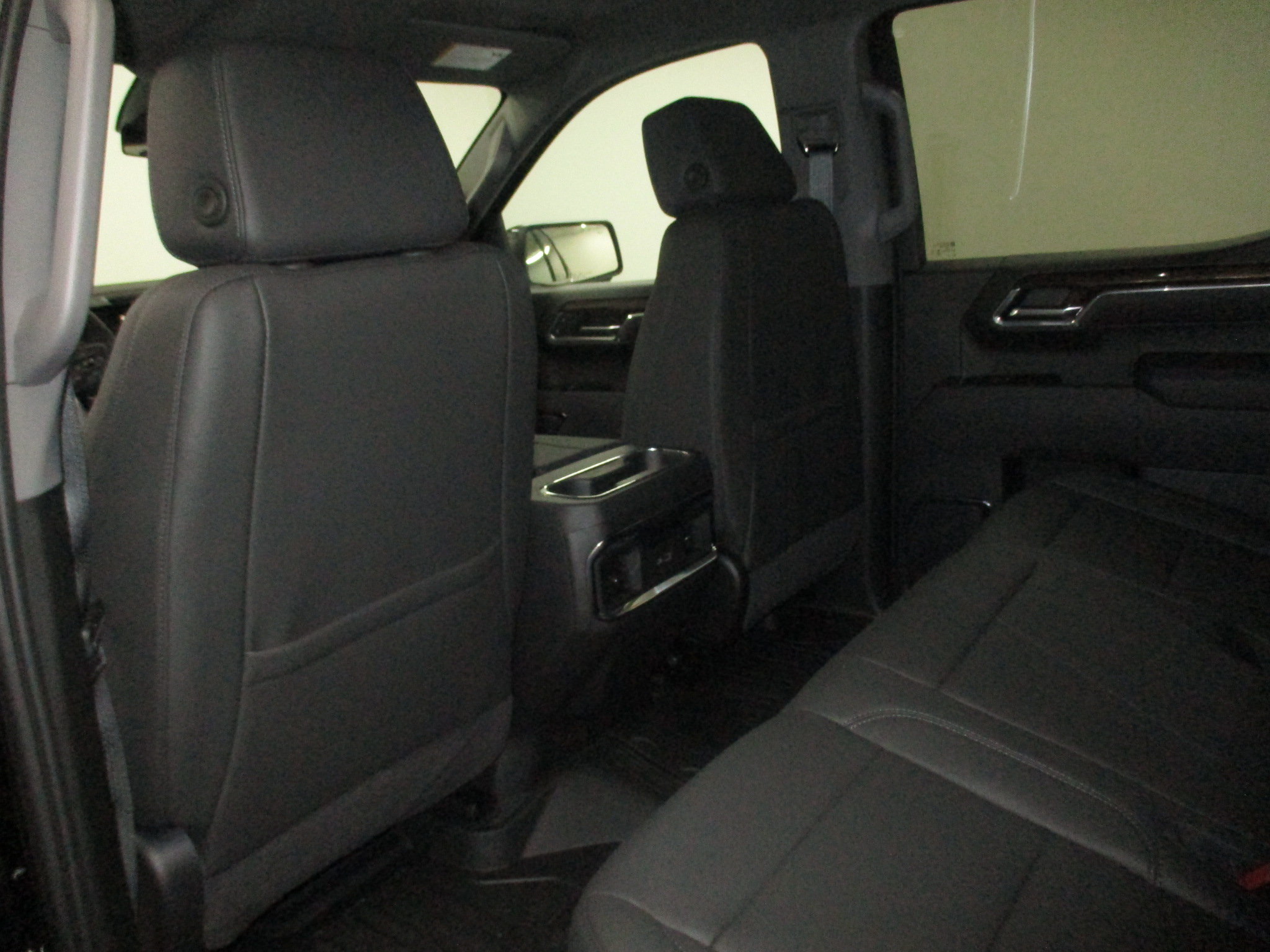 New 2026 GMC Sierra 1500 Elevation w/ Elevation Premium Package AWD/4WD image 19