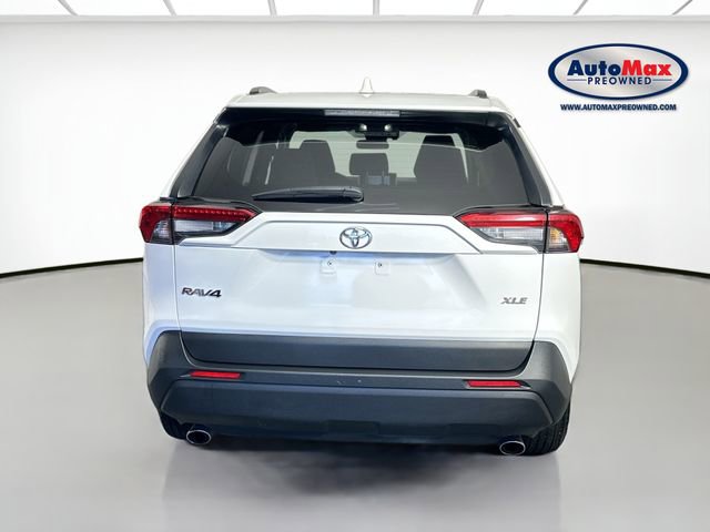 Used 2024 Toyota RAV4 XLE w/ Weather Package image 7