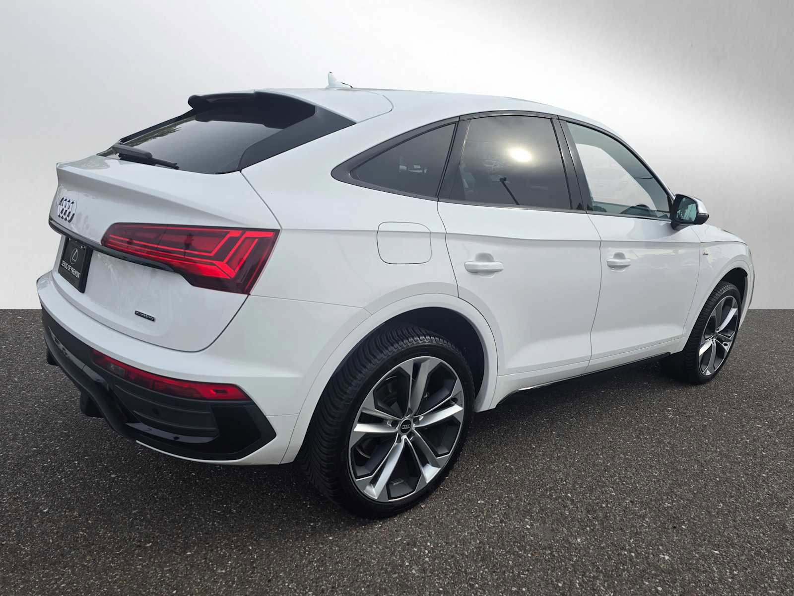 Used 2022 Audi Q5 2.0T Premium Plus image 3