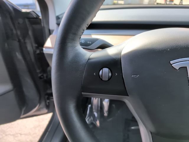 Used 2023 Tesla Model 3 Standard Range image 20