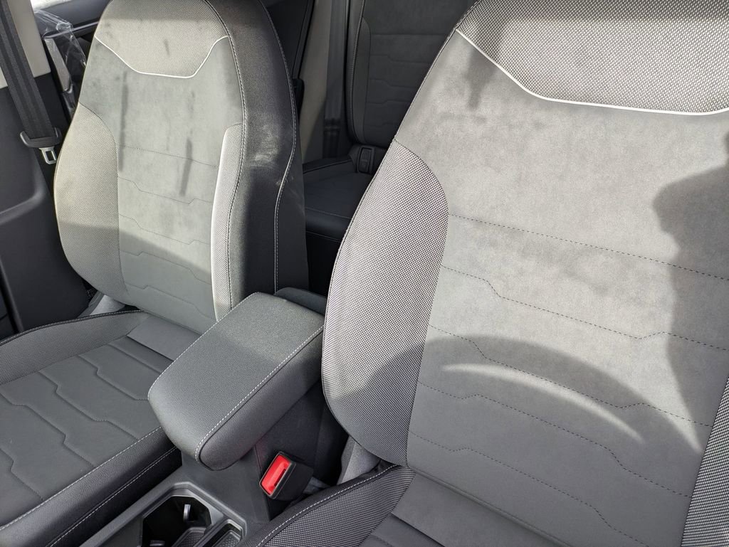 New 2026 Volkswagen Taos SE AWD/4WD image 16