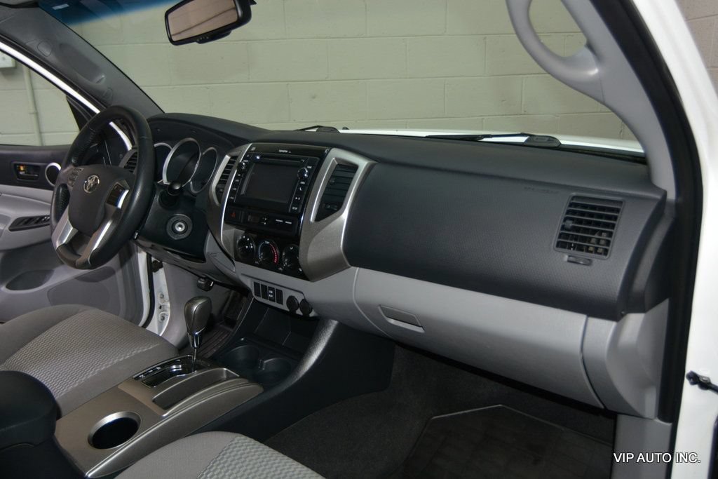 Used 2013 Toyota Tacoma PreRunner w/ SR5 Pkg RWD image 10