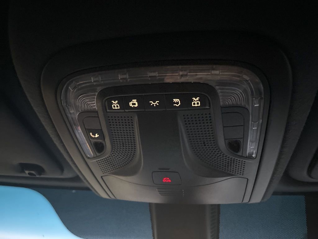 Used 2023 Mercedes-Benz Sprinter 144 Cargo image 26