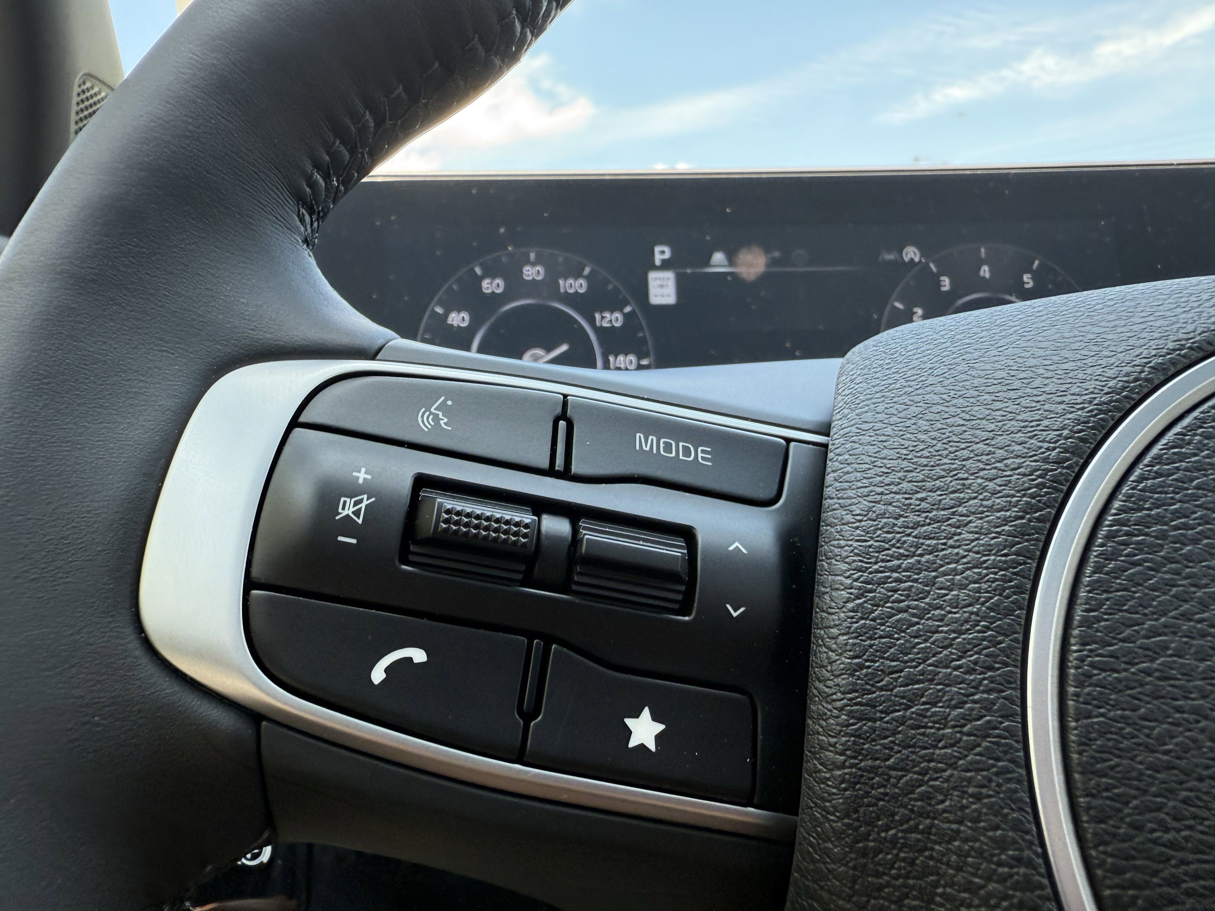 New 2025 Kia Sportage X-Pro image 9