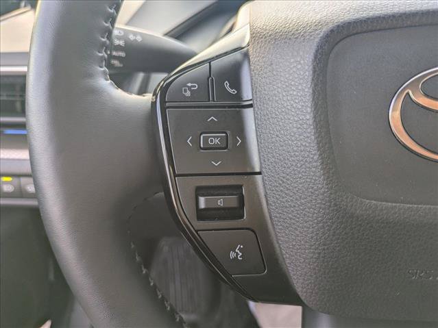 Used 2025 Toyota Prius XLE FWD image 13