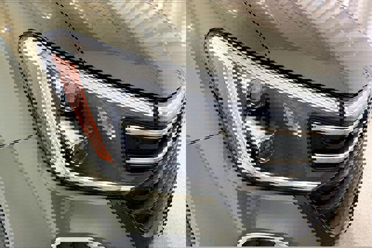 Used 2024 Volkswagen Atlas Peak Edition SE image 28