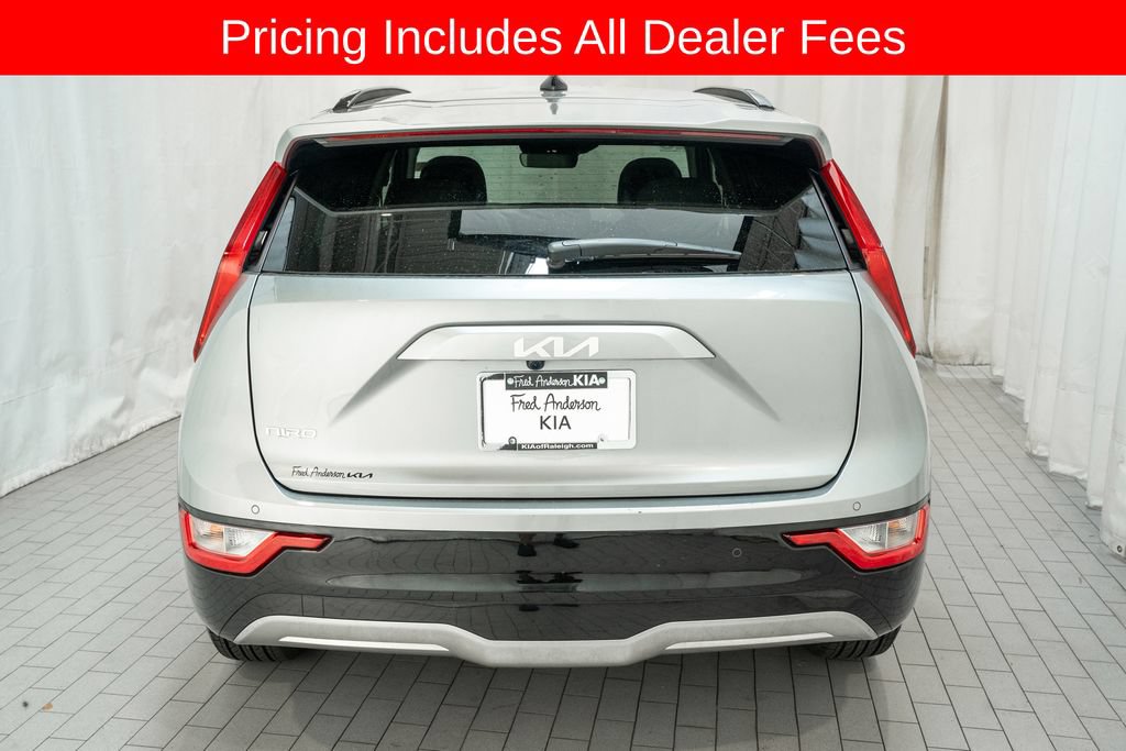 Certified 2023 Kia Niro Wind w/ Wind Preserve Package FWD image 4