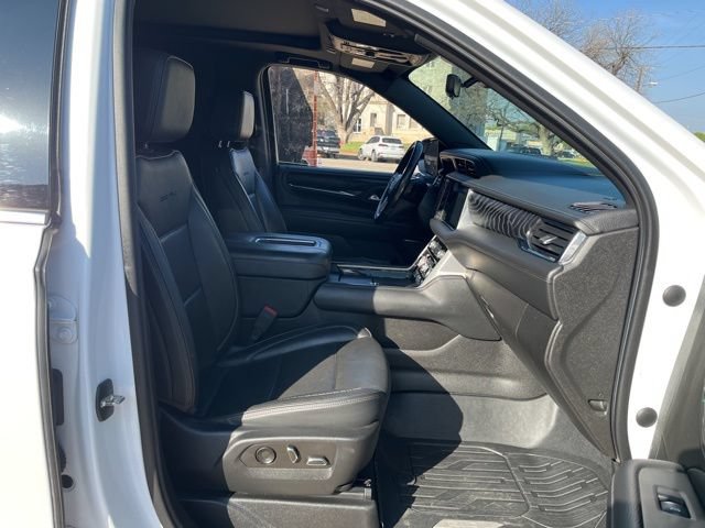 Certified 2022 GMC Yukon Denali w/ Denali Premium Package RWD image 18