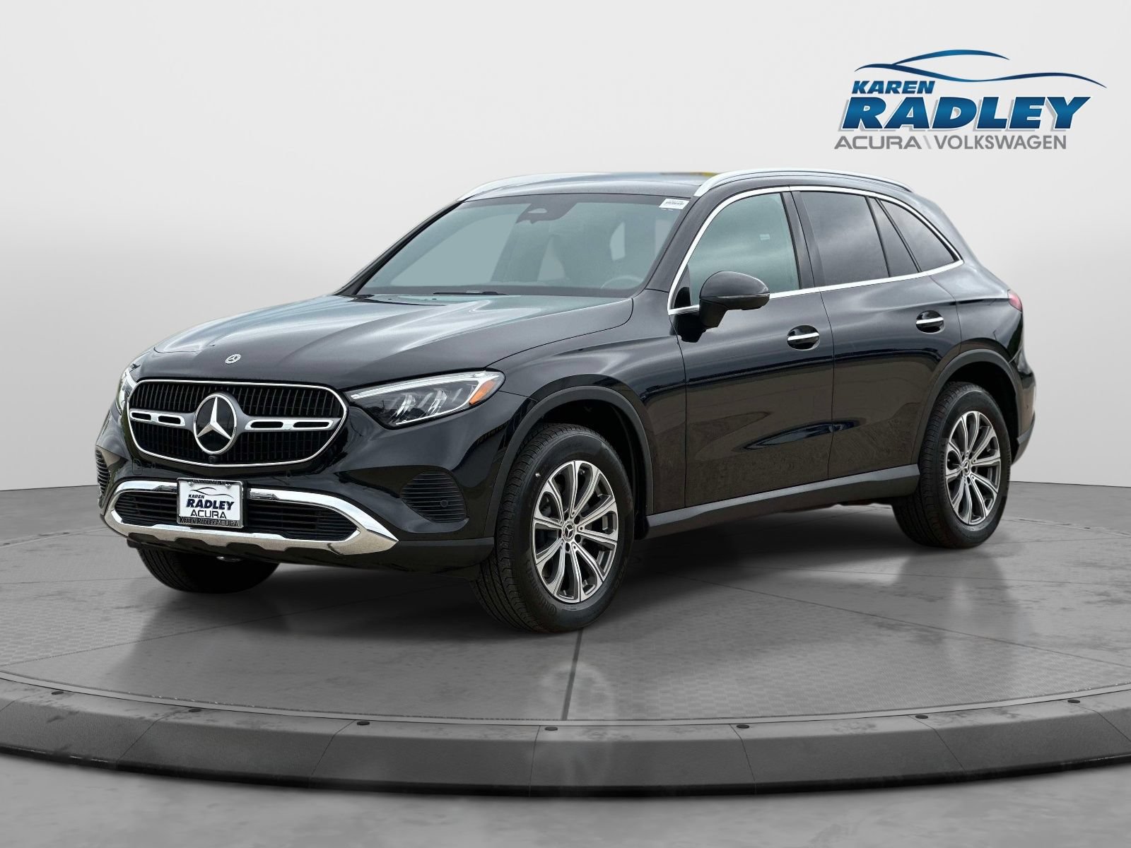 Used 2024 Mercedes-Benz GLC 300 image 5