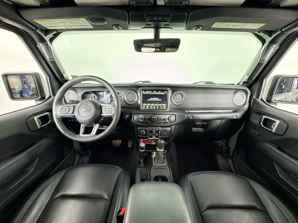 Used 2023 Jeep Wrangler Unlimited Rubicon 4xe w/ Cold Weather Group AWD/4WD image 14
