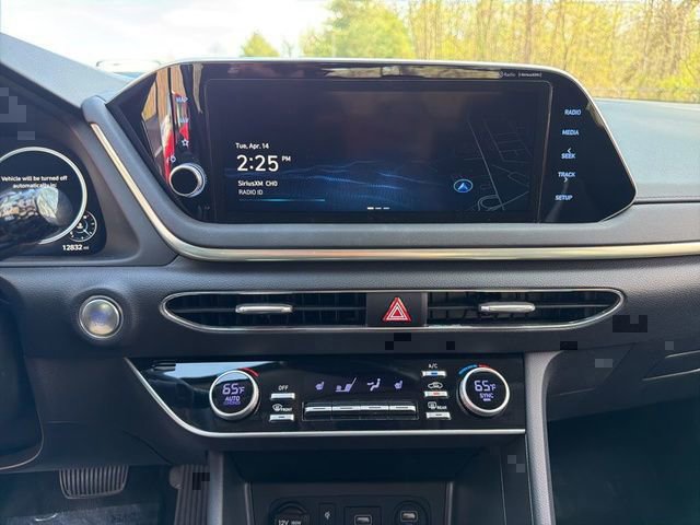 Certified 2023 Hyundai Sonata SEL w/ Convenience Package FWD image 23