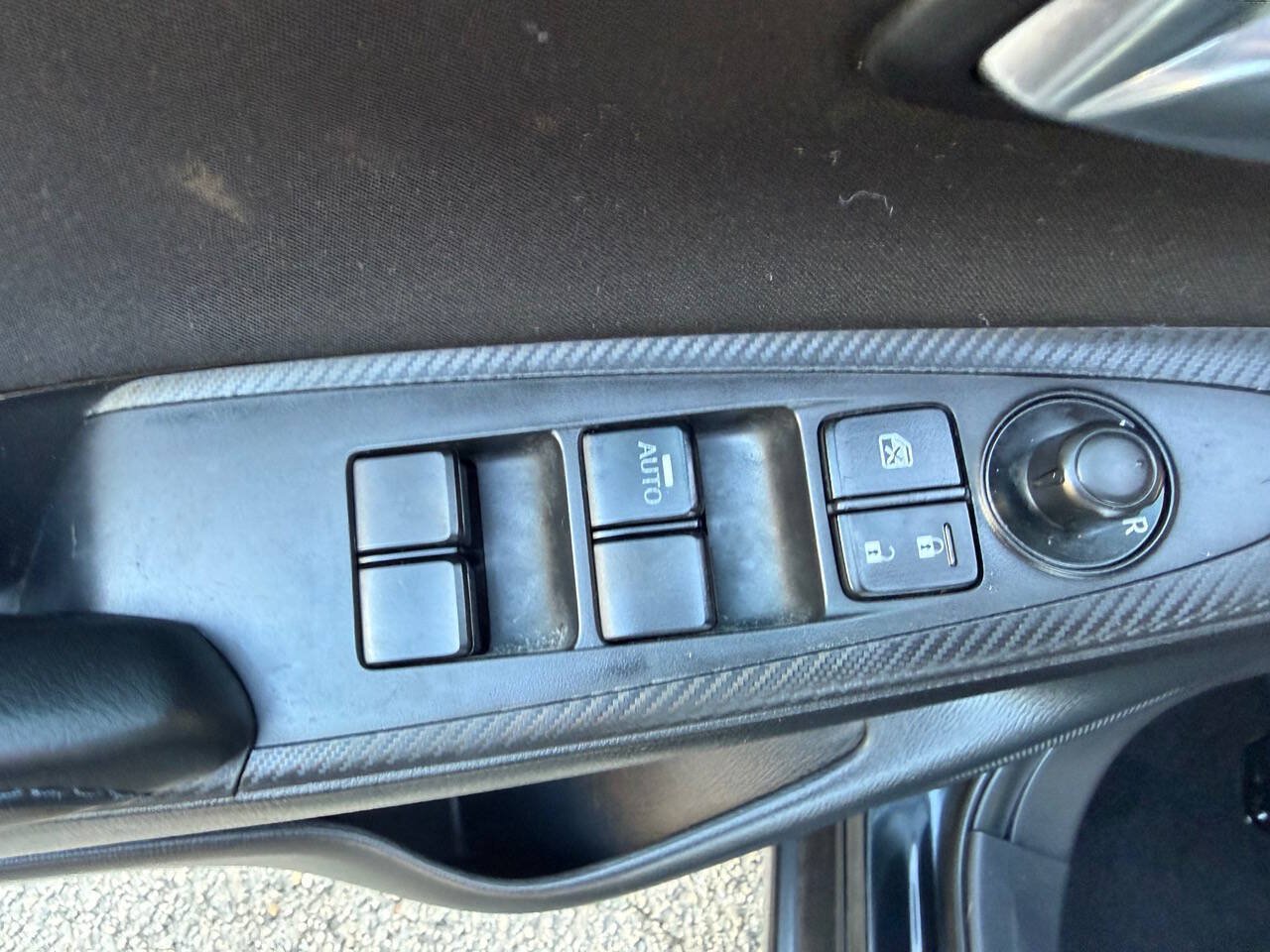Used 2016 Scion iA FWD image 19