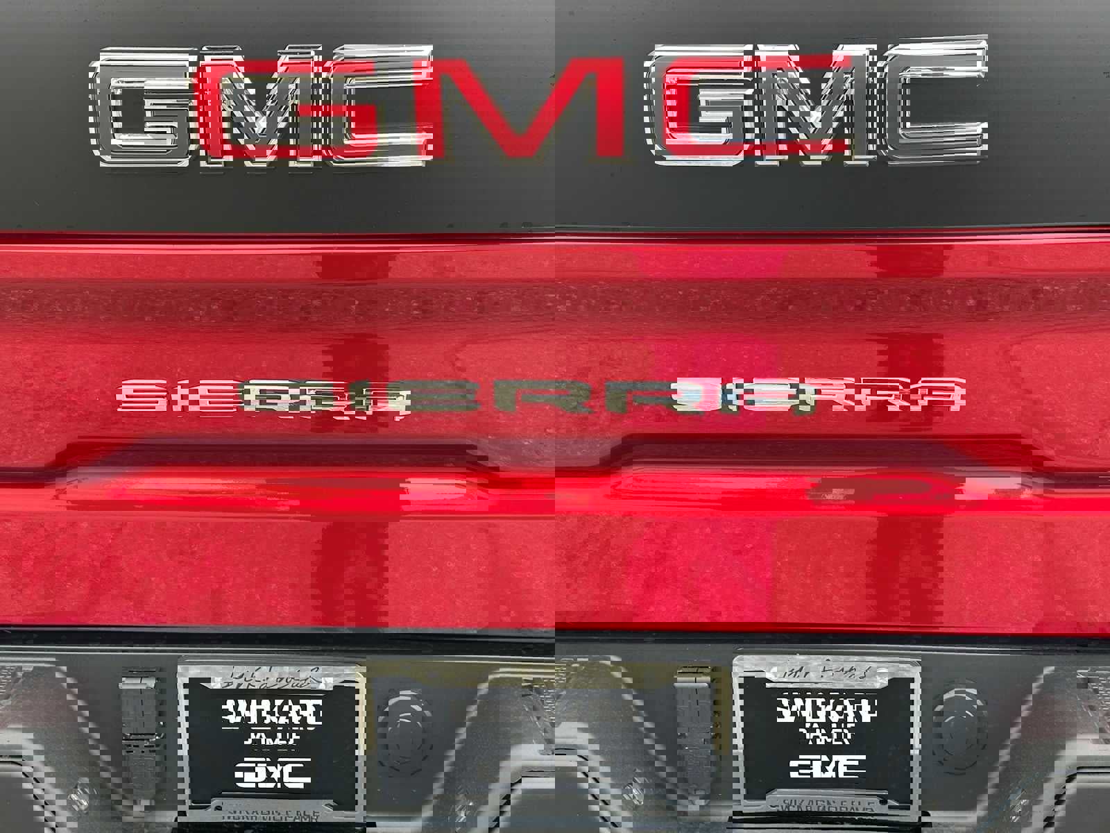 New 2026 GMC Sierra 1500 AT4X w/ AT4X AEV Edition image 13