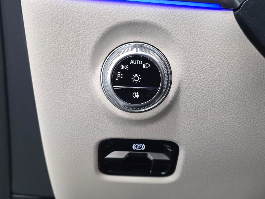 New 2026 Mercedes-Benz CLE 300 4MATIC Cabriolet image 34