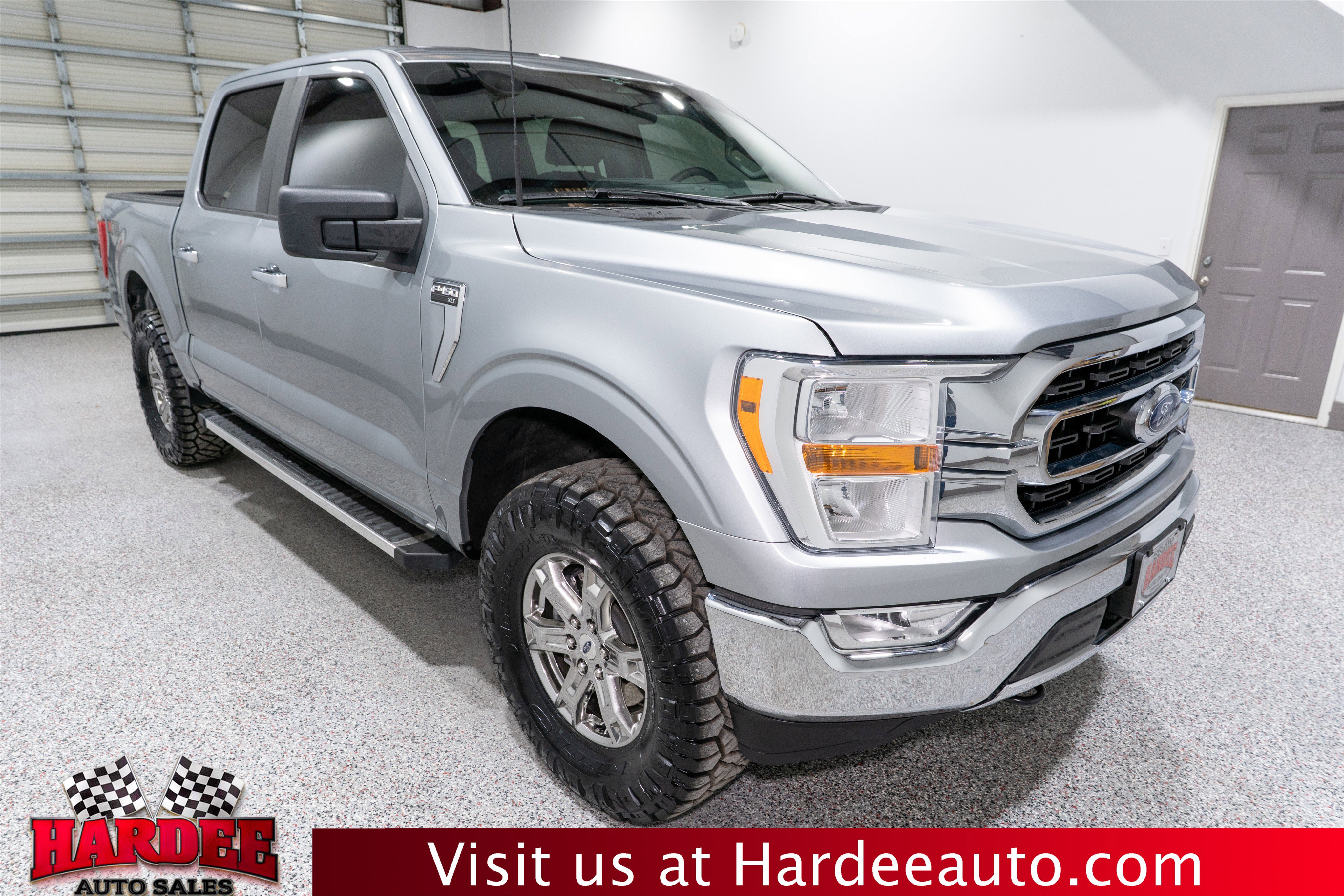 Used 2023 Ford F150 XLT w/ XTR Package image 6