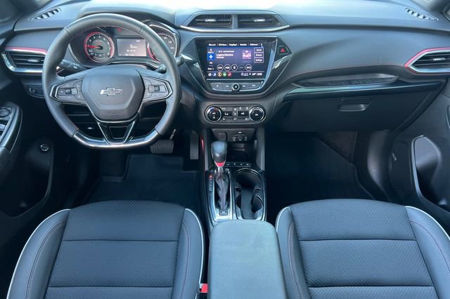 Used 2023 Chevrolet TrailBlazer RS w/ Sun and Liftgate Package image 15