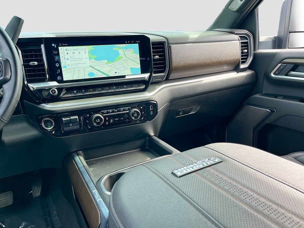 Used 2025 Chevrolet Silverado 2500 High Country w/ Technology Package image 24