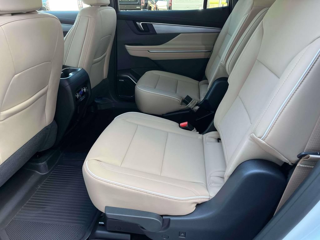 New 2026 Buick Enclave Preferred w/ Power Package FWD image 16