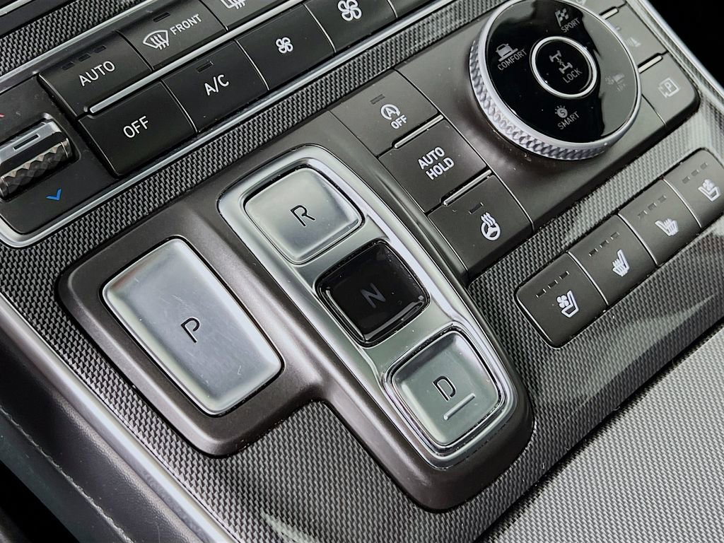 Used 2022 Hyundai Santa Fe Limited image 15