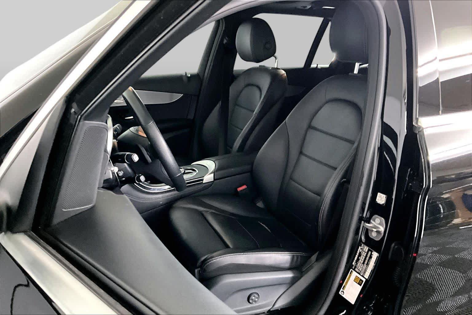 Certified 2019 Mercedes-Benz GLC 300 4MATIC image 9