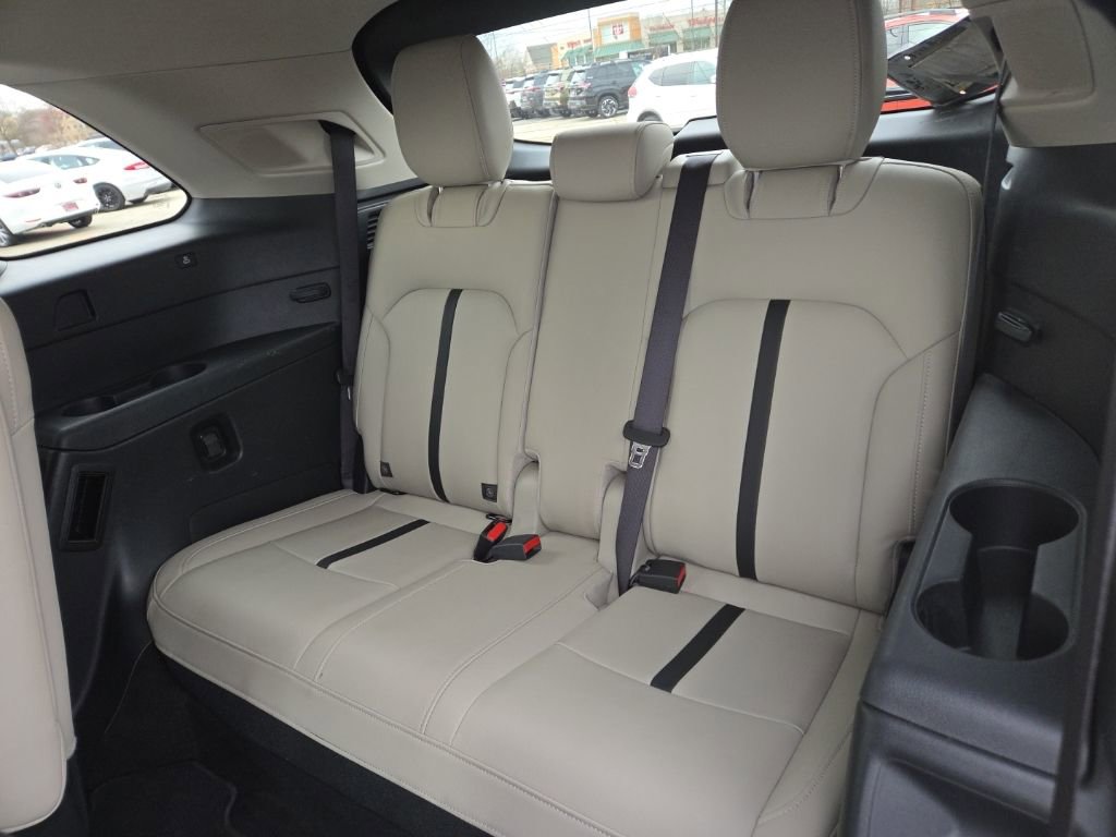 Used 2024 MAZDA CX-90 3.3 Turbo w/ Premium Package AWD/4WD image 19