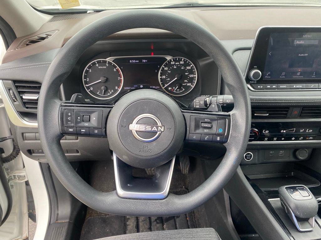 Used 2023 Nissan Rogue SV AWD/4WD image 18