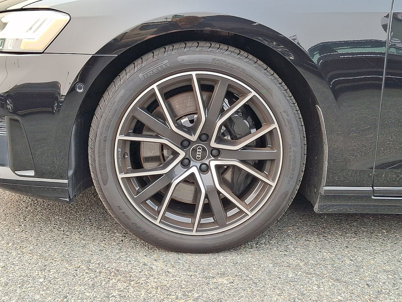 Used 2021 Audi A8 L 4.0T w/ Executive Plus Package AWD/4WD image 16